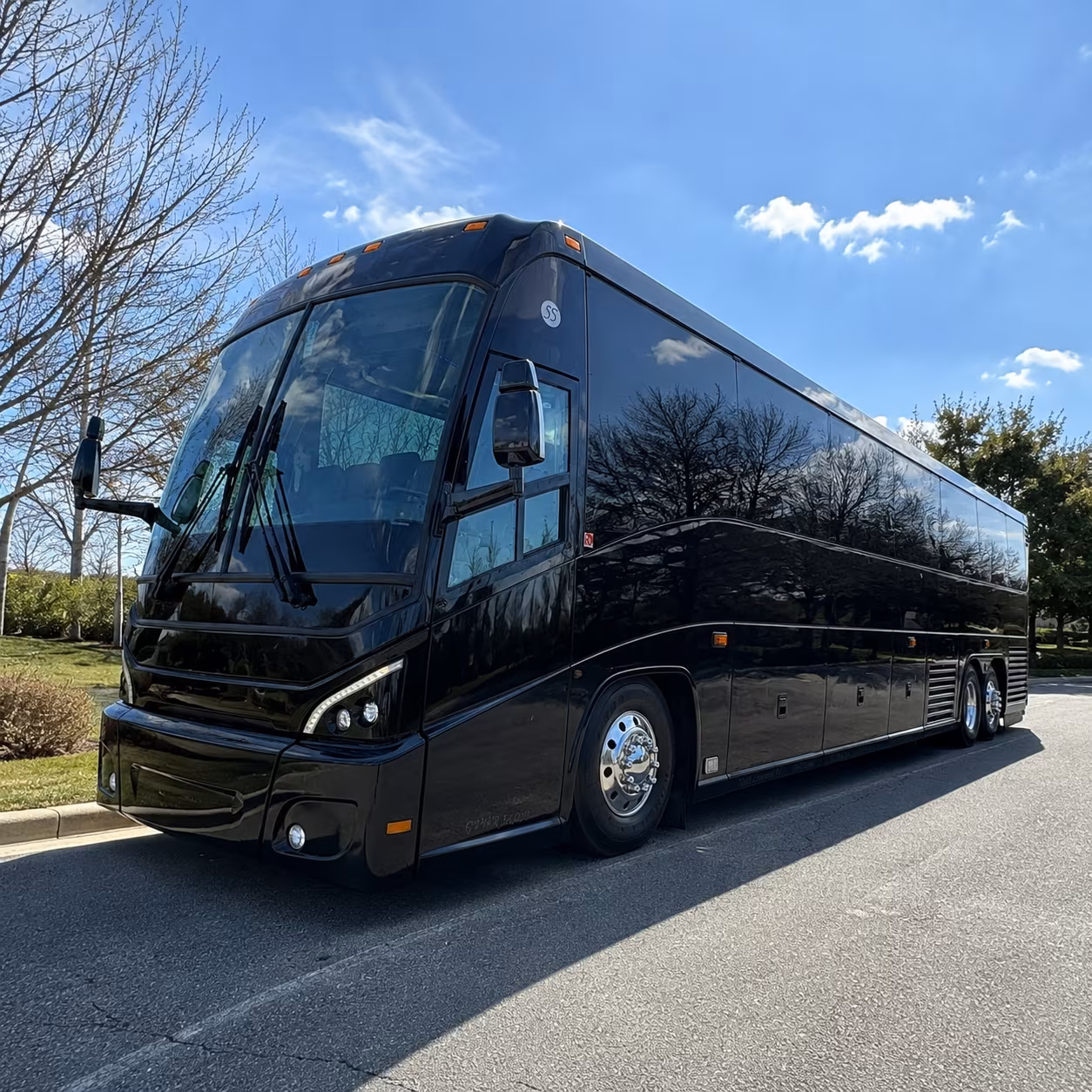 airport pickup shuttles for groups arriving at mci
