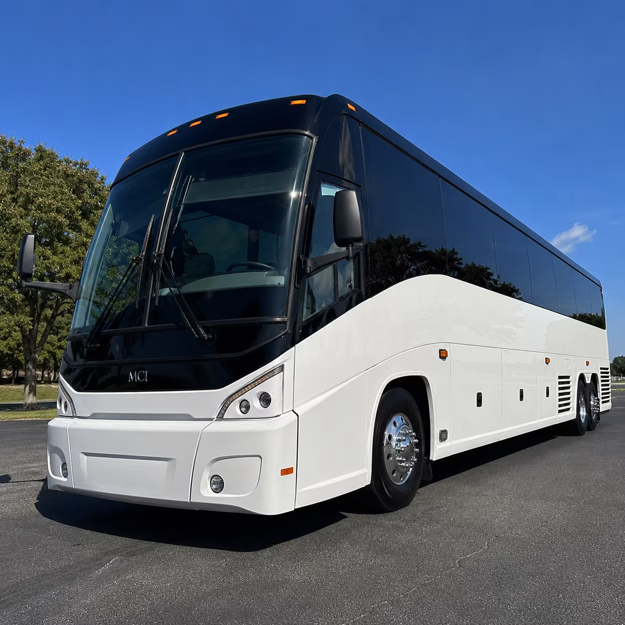 blue springs charter bus rentals for daily commuter shuttle routes
