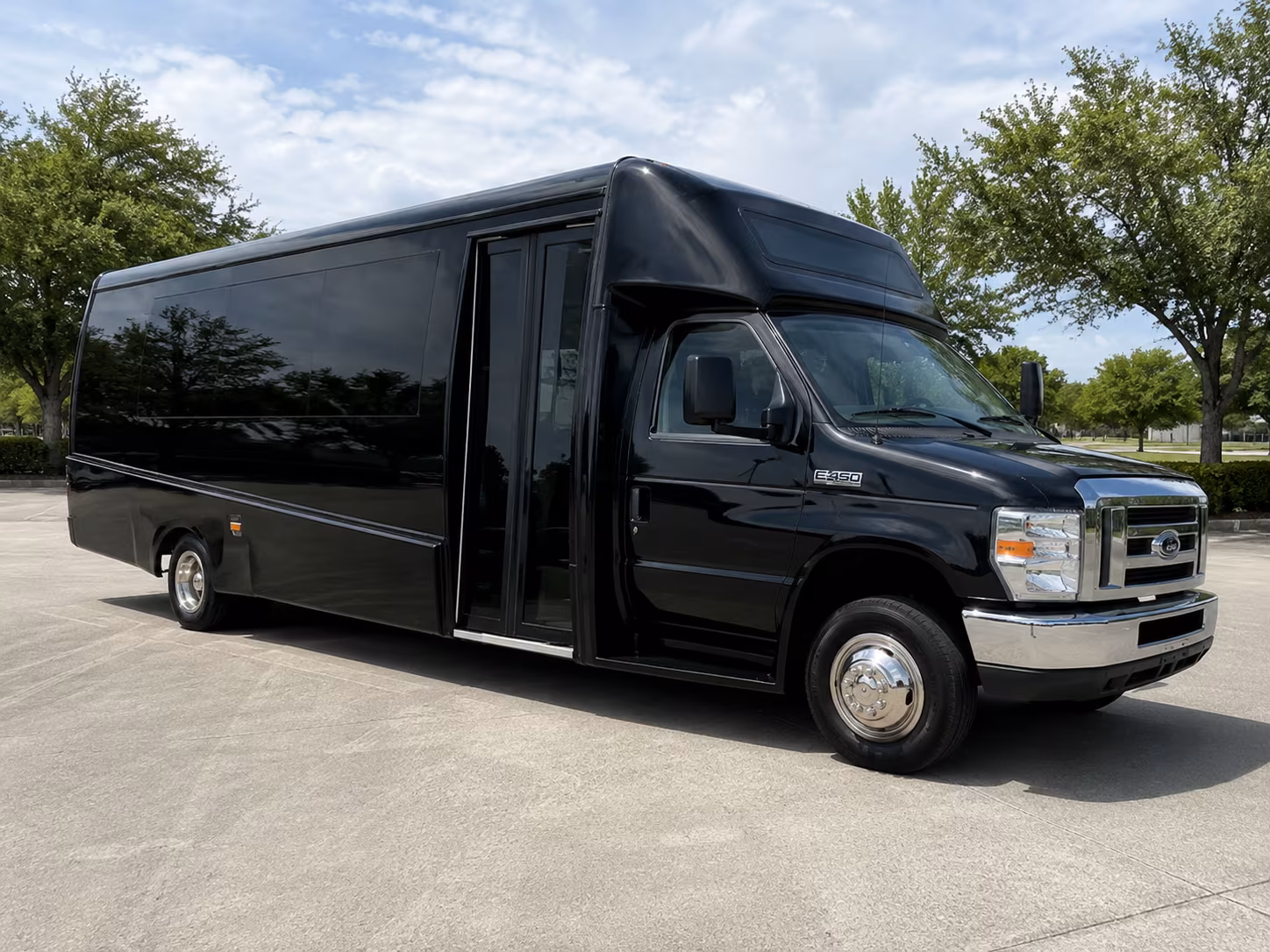 charter buses to chiefs games at geha field at arrowhead stadium