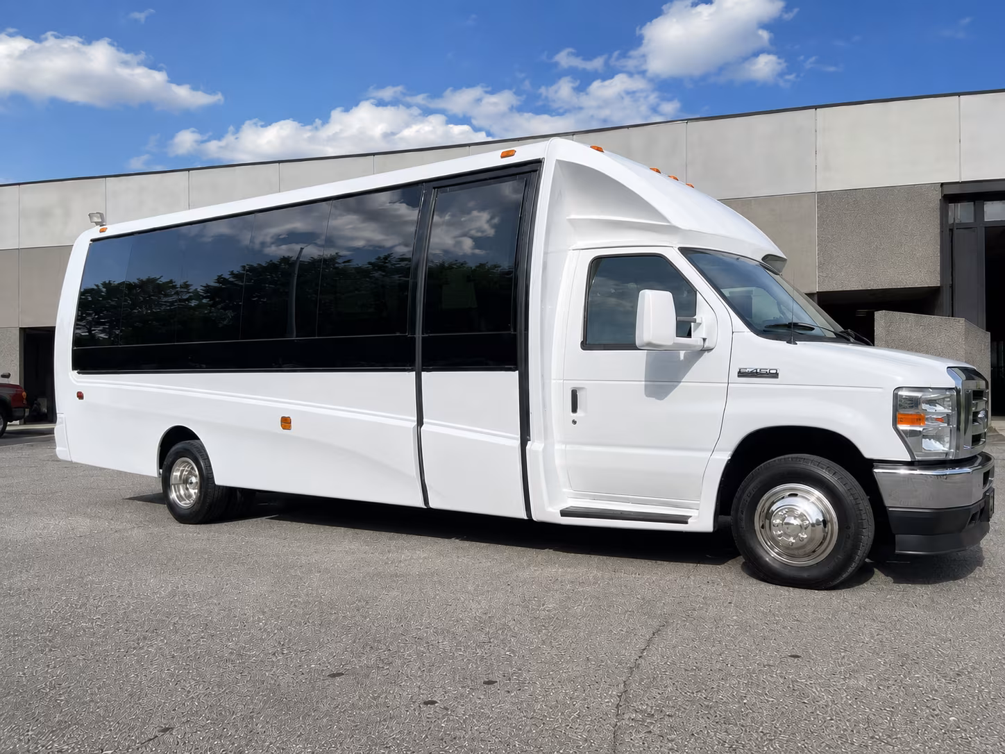 employee shuttle buses for blue springs companies and business parks
