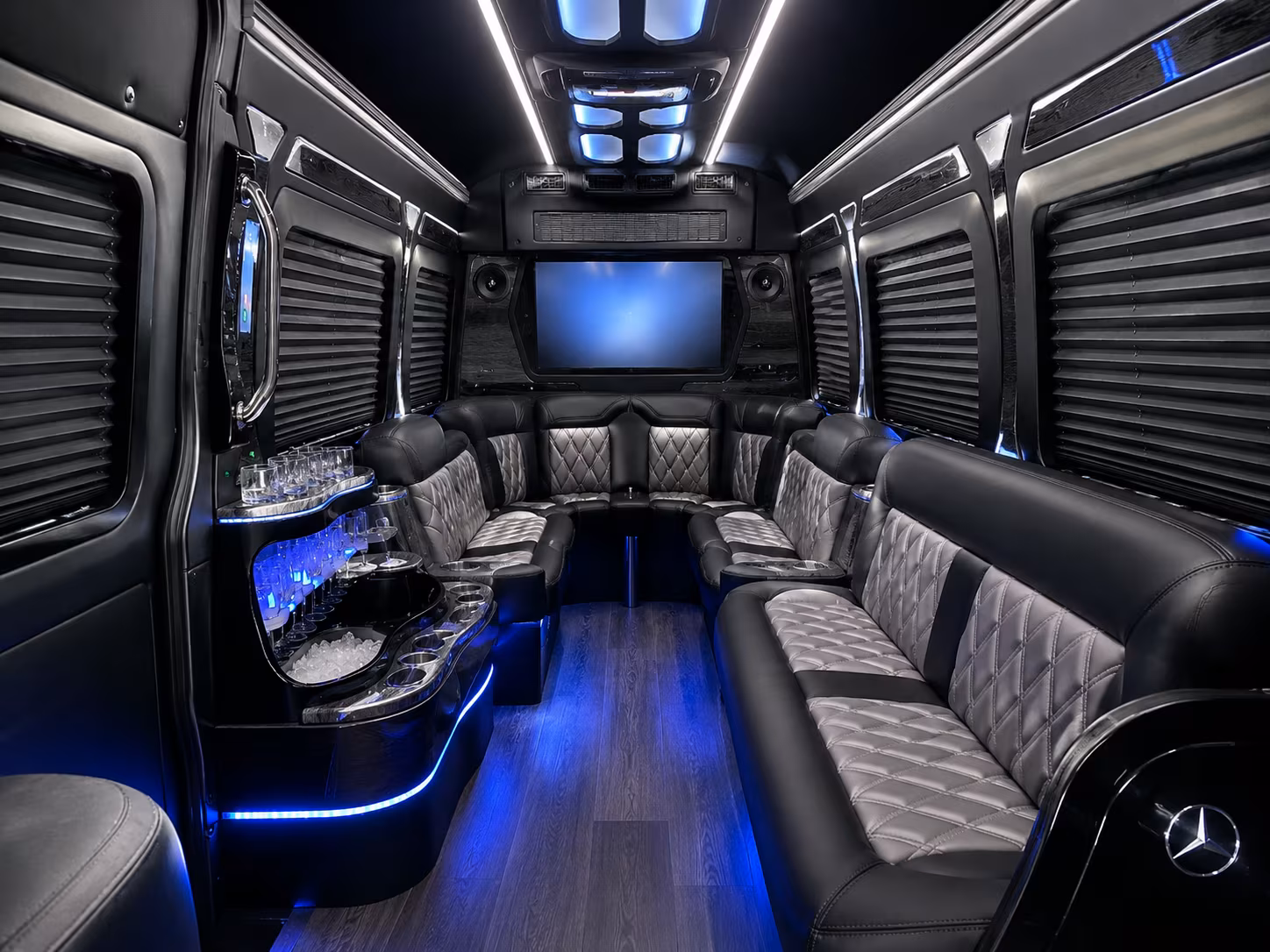 fan buses to t mobile center for boxing wrestling and indoor sporting events