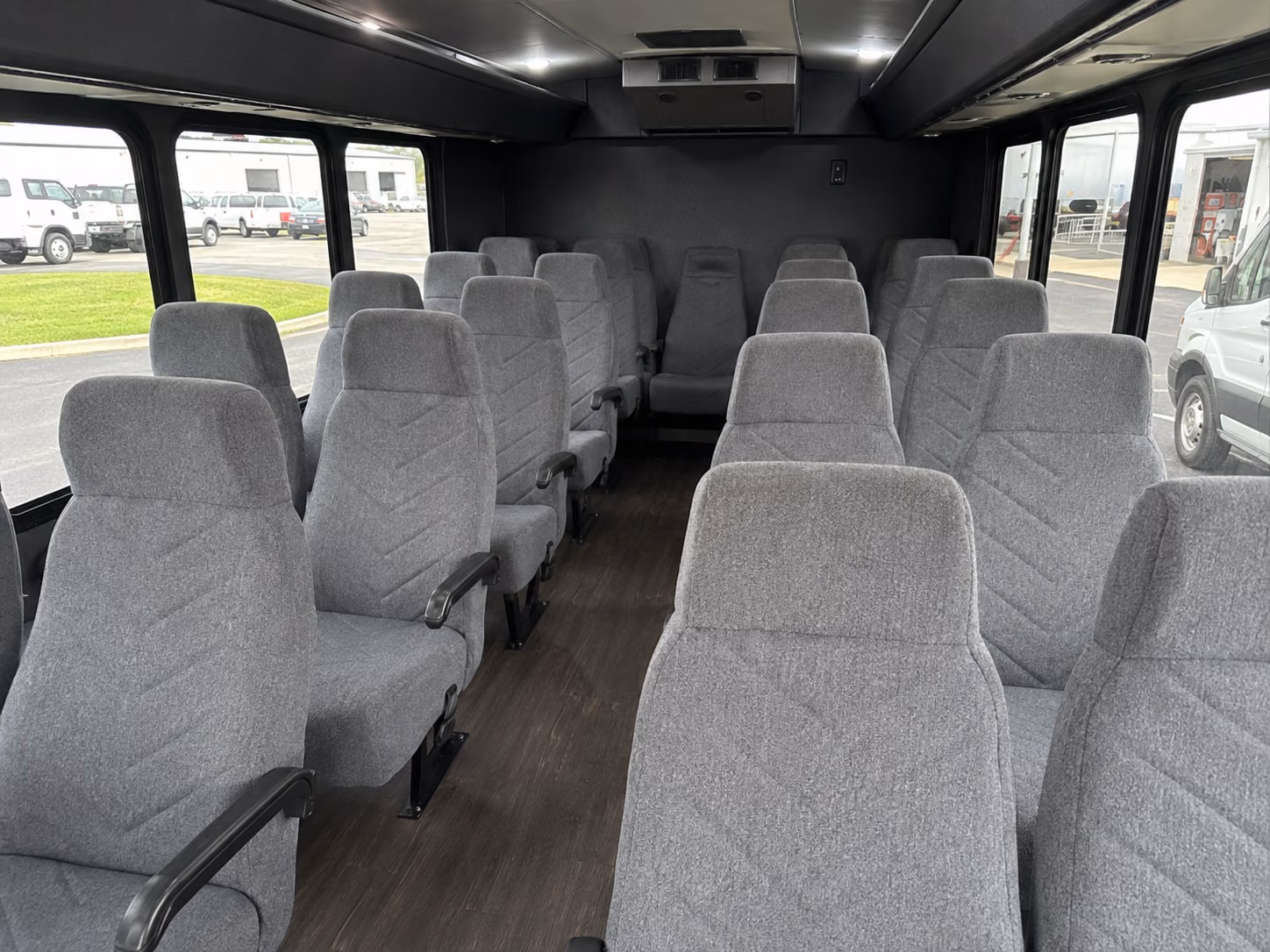 wedding weekend bus rentals for out of town guests flying into kansas city